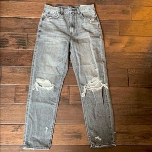 NWT AE MOM JEANS